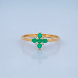 Anillo Flor  Esmeraldas 1.8gr / T6 1/4 / Oro Amarillo 18K $