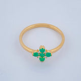 Anillo Flor  Esmeraldas 1.8gr / T6 1/4 / Oro Amarillo 18K $