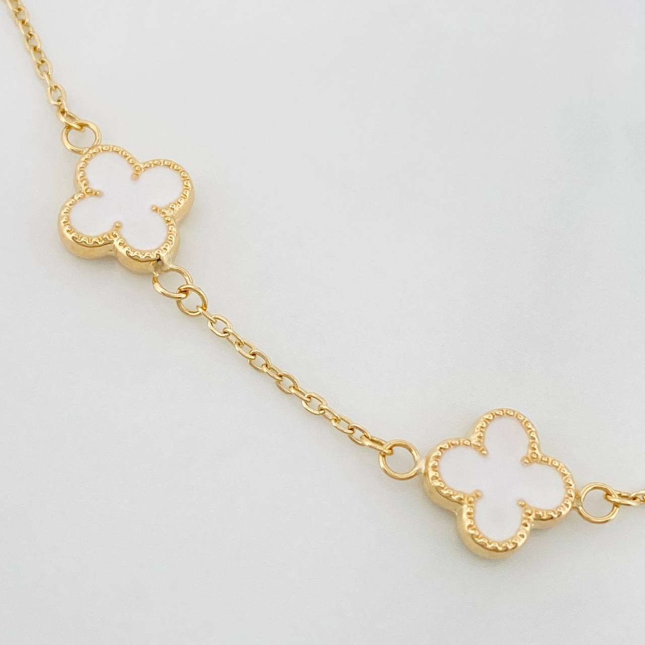 Pulso Aro Seguido Trebol 3.65 g / 19 cm / 1.3 mm Oro Amarillo 18K