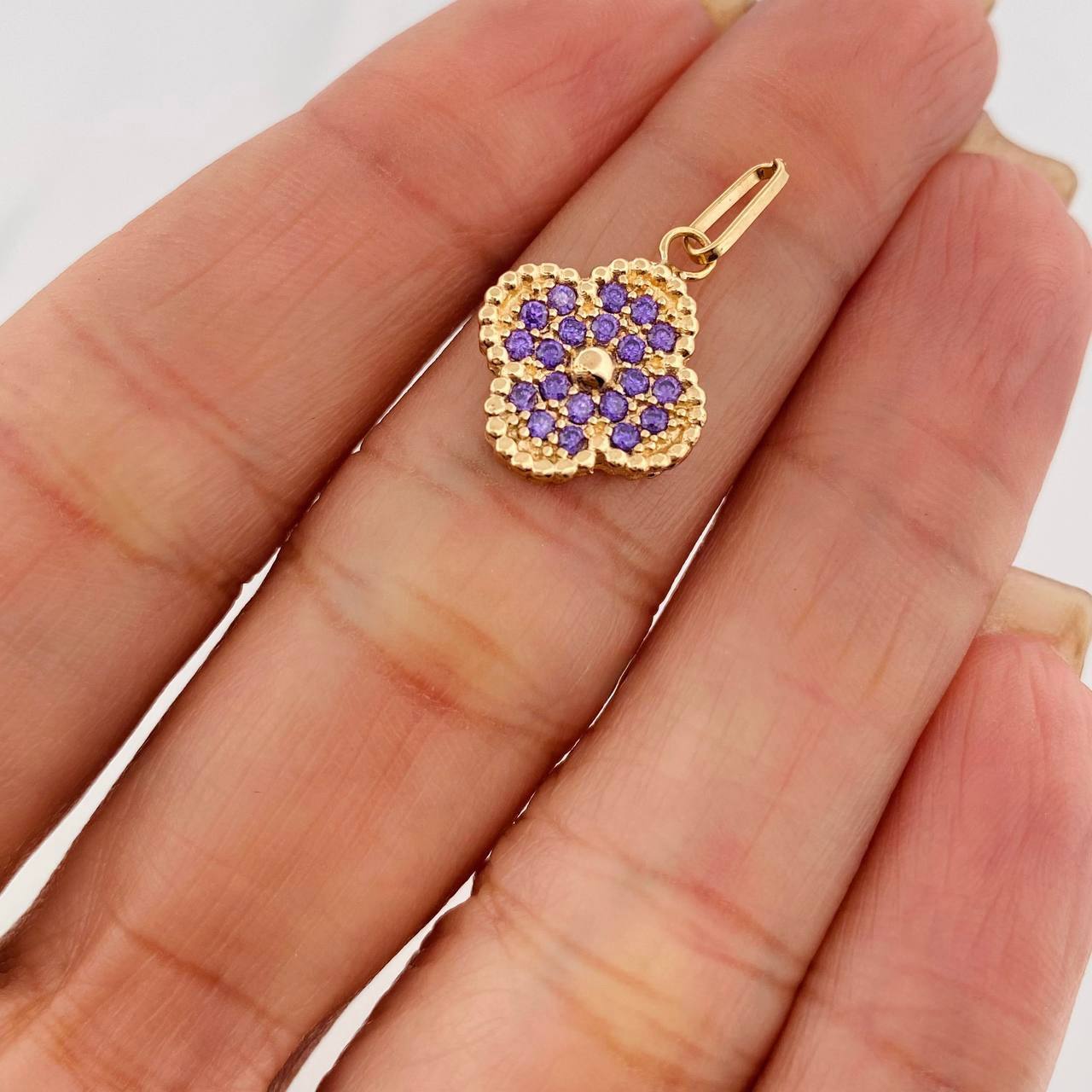 Dije Trebol 2.8 g / 2.5 cm Oro Amarillo 18K
