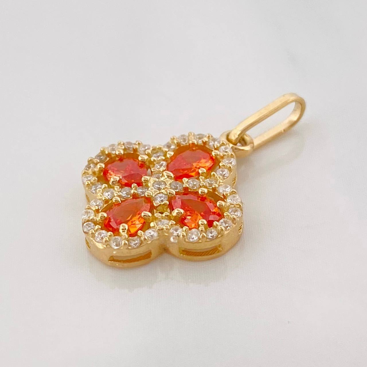 Dije Trebol 1.7 g / 2 cm Oro Amarillo 18K