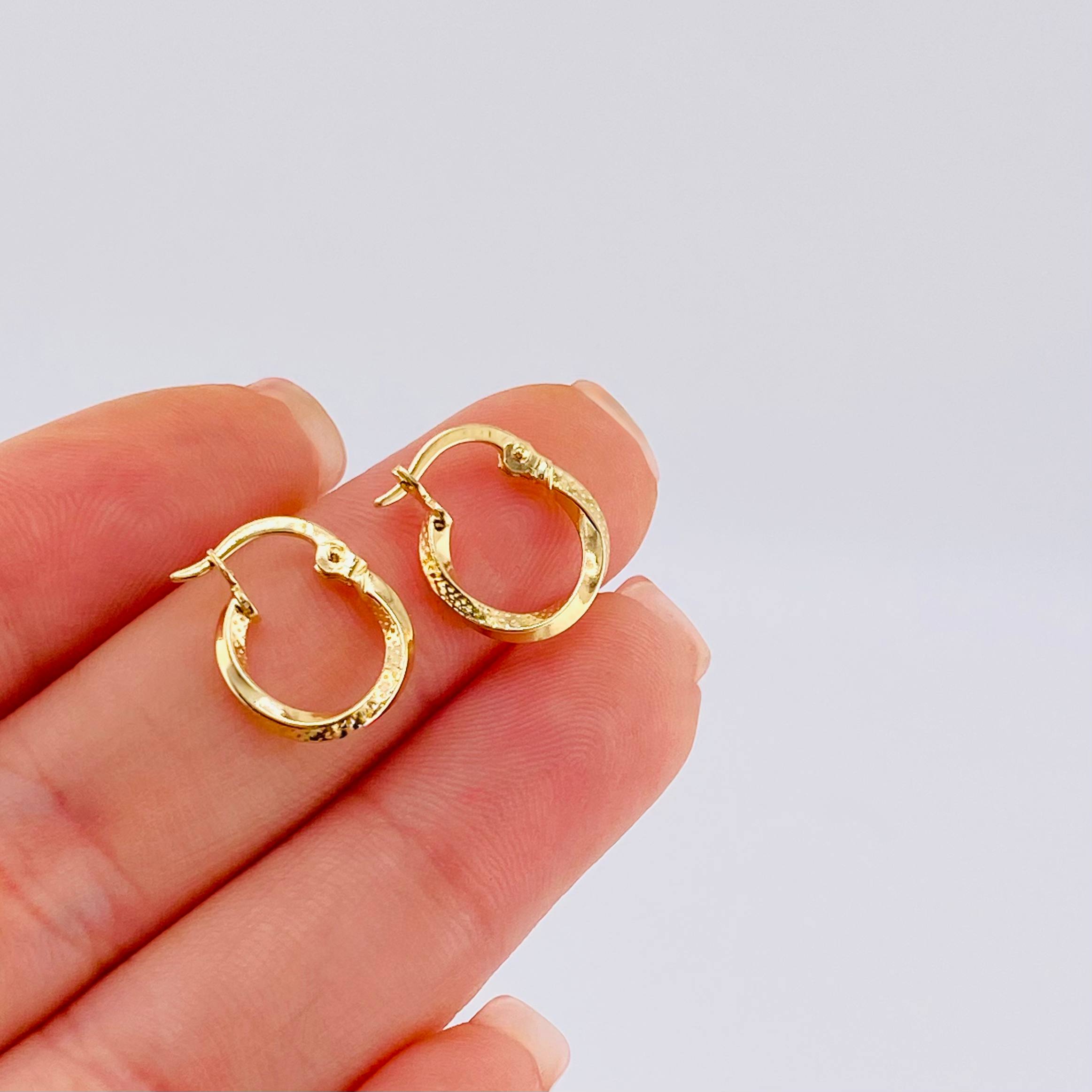 Candongas Asby 0.85 g / 1.5 cm Oro Amarillo 18K