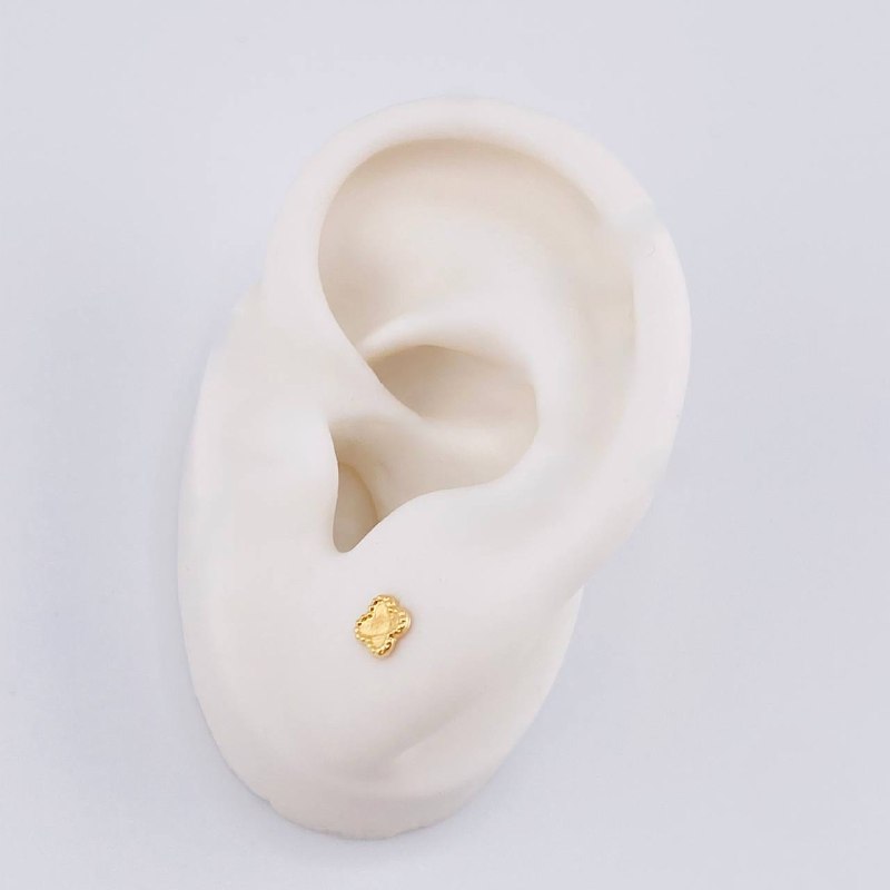 Topos Trebol Liso 0.4 g / 4,4 mm Oro Amarillo 18K