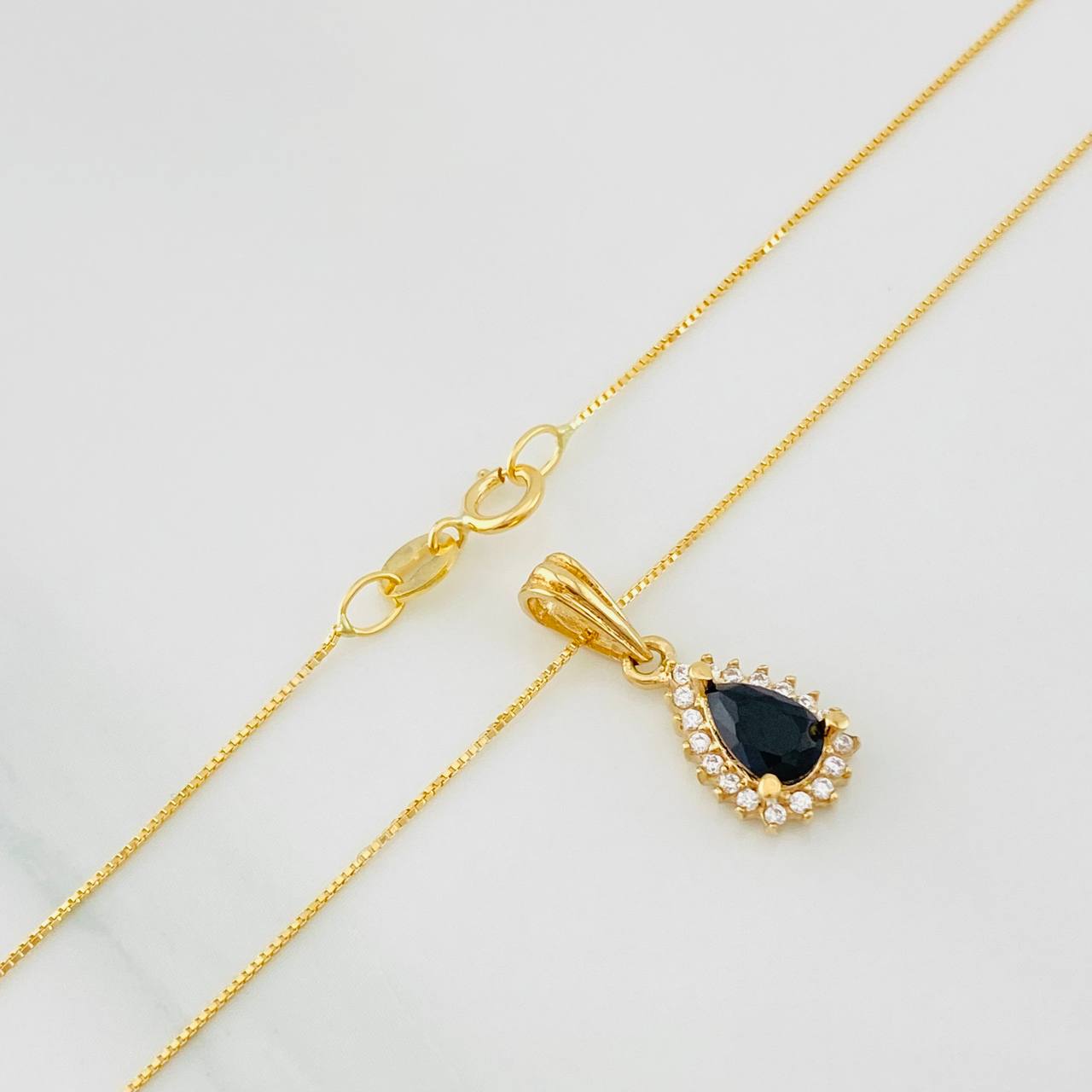 Set Cadena Veneciana + Dije Halo Lágrima / 1.9g / 40cm Oro Amarillo 18K