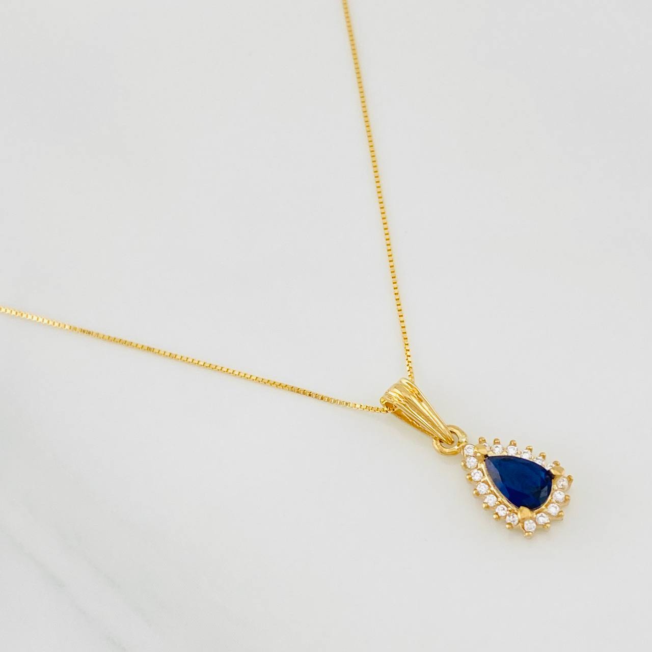Set Cadena Veneciana + Dije Halo Lágrima / 1.95g / 40cm Oro Amarillo 18K