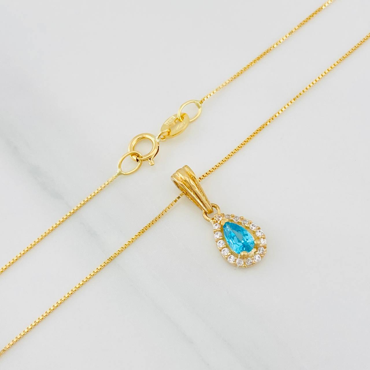 Set Cadena Veneciana + Dije Halo Lágrima / 1.6g / 40cm Oro Amarillo 18K