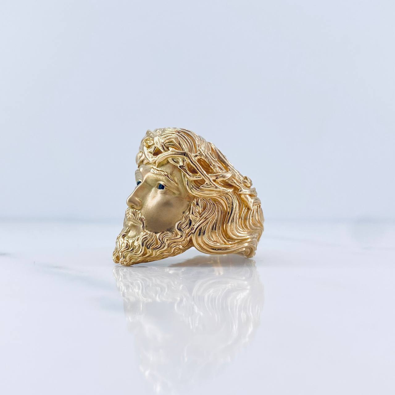 Anillo Rostro Jesus 10.55gr / T8 3/4 / Circones Azules Oro Amarillo 18K $