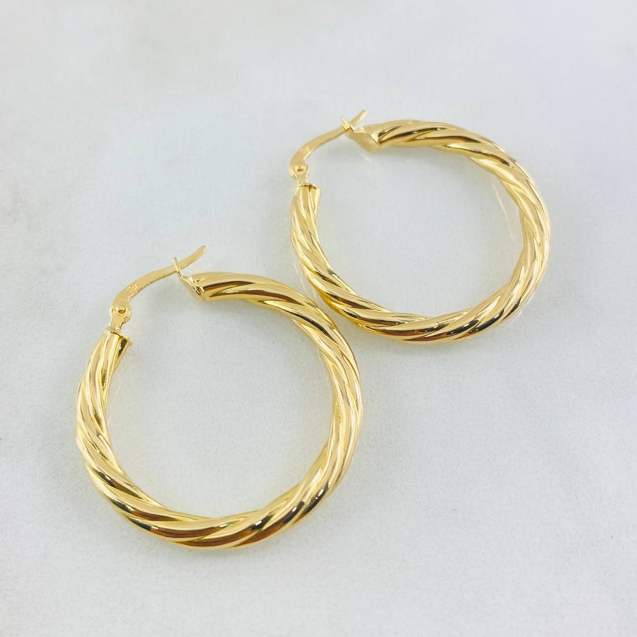 Candongas Mary 3.55gr / 3.2cm / Oro Amarillo 18K ©