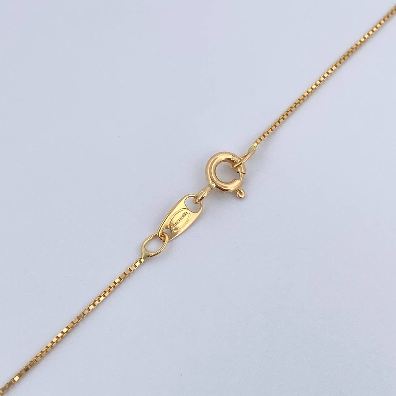 Set Cadena Veneciana /1.8gr/45cm/0.4mm + Dije Cruz/0.45gr/2cm Troquelado Oro 18K (Oferta) $