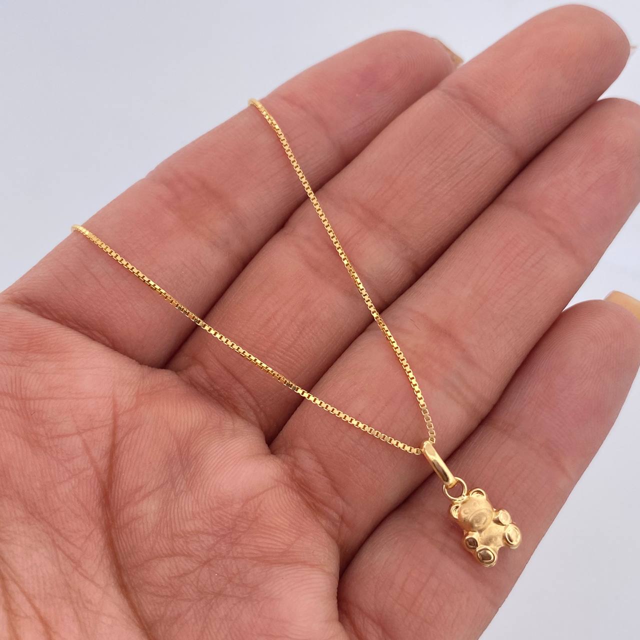 Set Cadena Veneciana / 1.8gr/45cm/0.9mm + Dije Oso / 0.35gr/1.5cm Troquelado Oro 18K (Oferta) $
