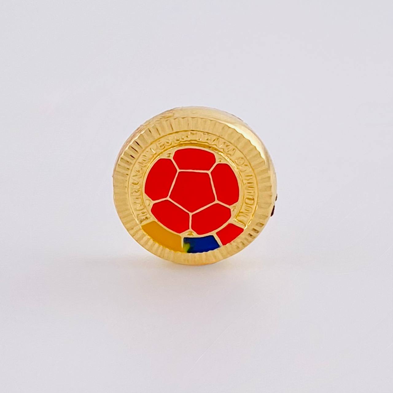 Herraje Escudo Selección 0.75 g / 1.2 cm Oro Amarillo 18K