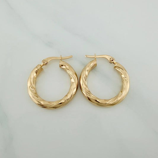 Candongas Mai 2.5gr / 2.8cm / Oro Amarillo 18K