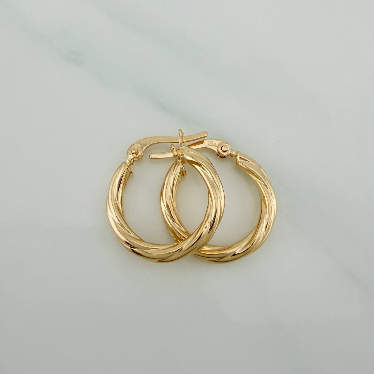 Candongas Mary 1.55gr / 2cm / Oro Amarillo 18K &