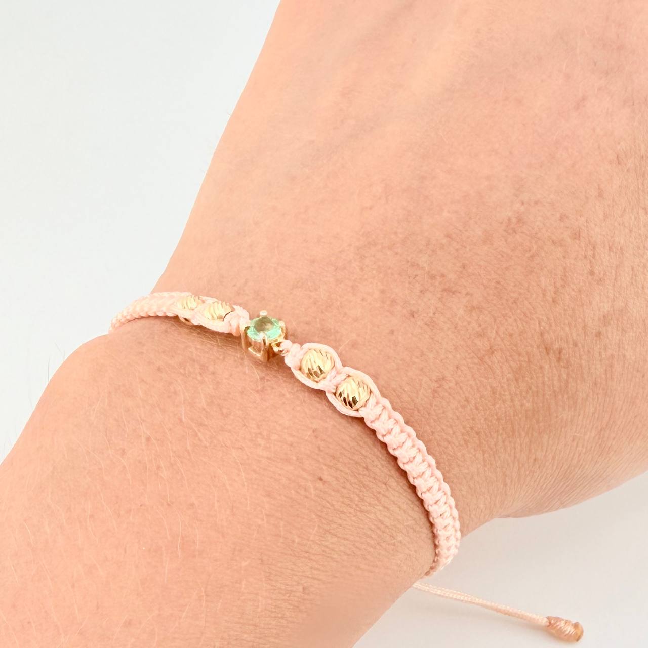 Pulsera Tejida Rosa 4 Balines 4mm Chispa Esmeralda 23pts Oro Amarillo 18K