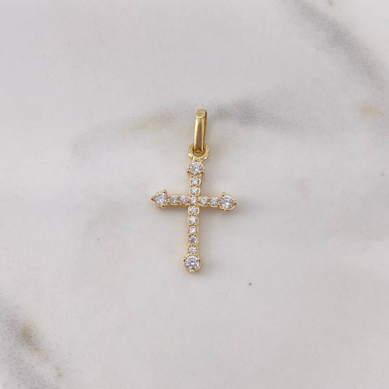 Dije Cruz 0.95gr / 2.5cm / Circones Blancos Oro Amarillo 18K #