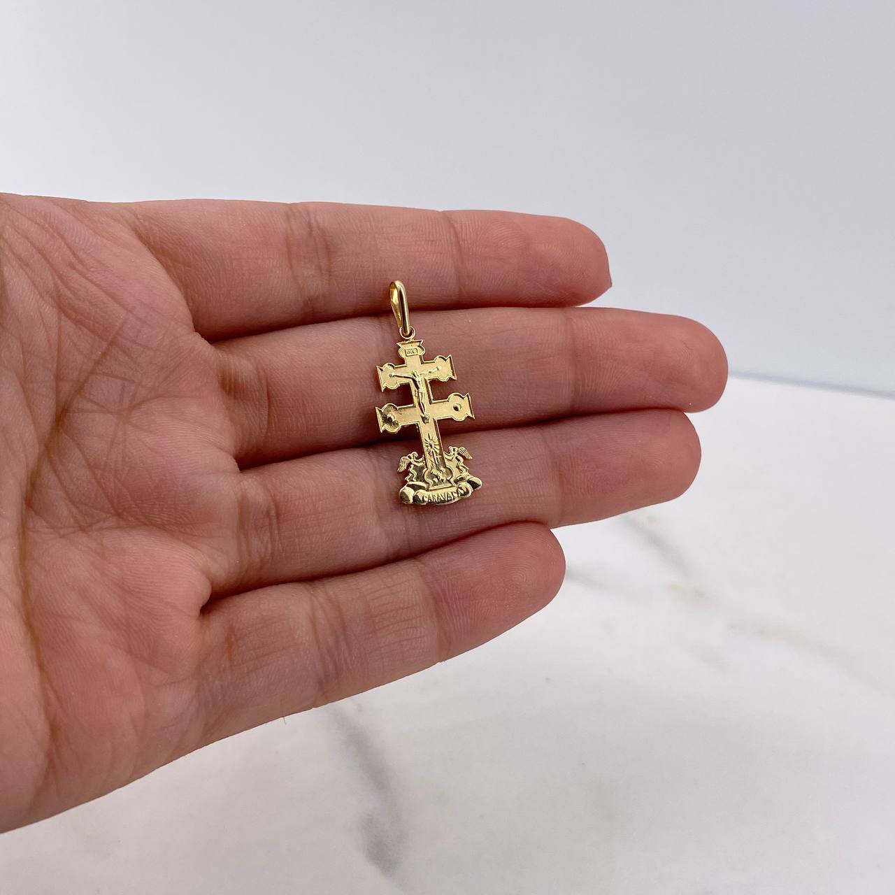 Dije Cruz de Caravaca 1.8gr / 2.8cm / Texturizada Oro Amarillo 18K #