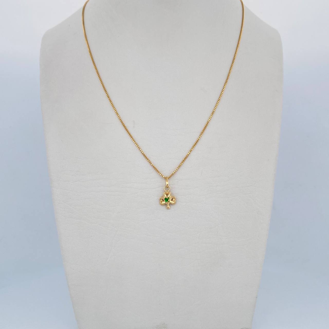 Set Cadena Veneciana 1.8gr/45cm/0.7mm + Dije Trebol 0.3gr/ 1.1cm Circon Verde Oro 18K (Oferta) &