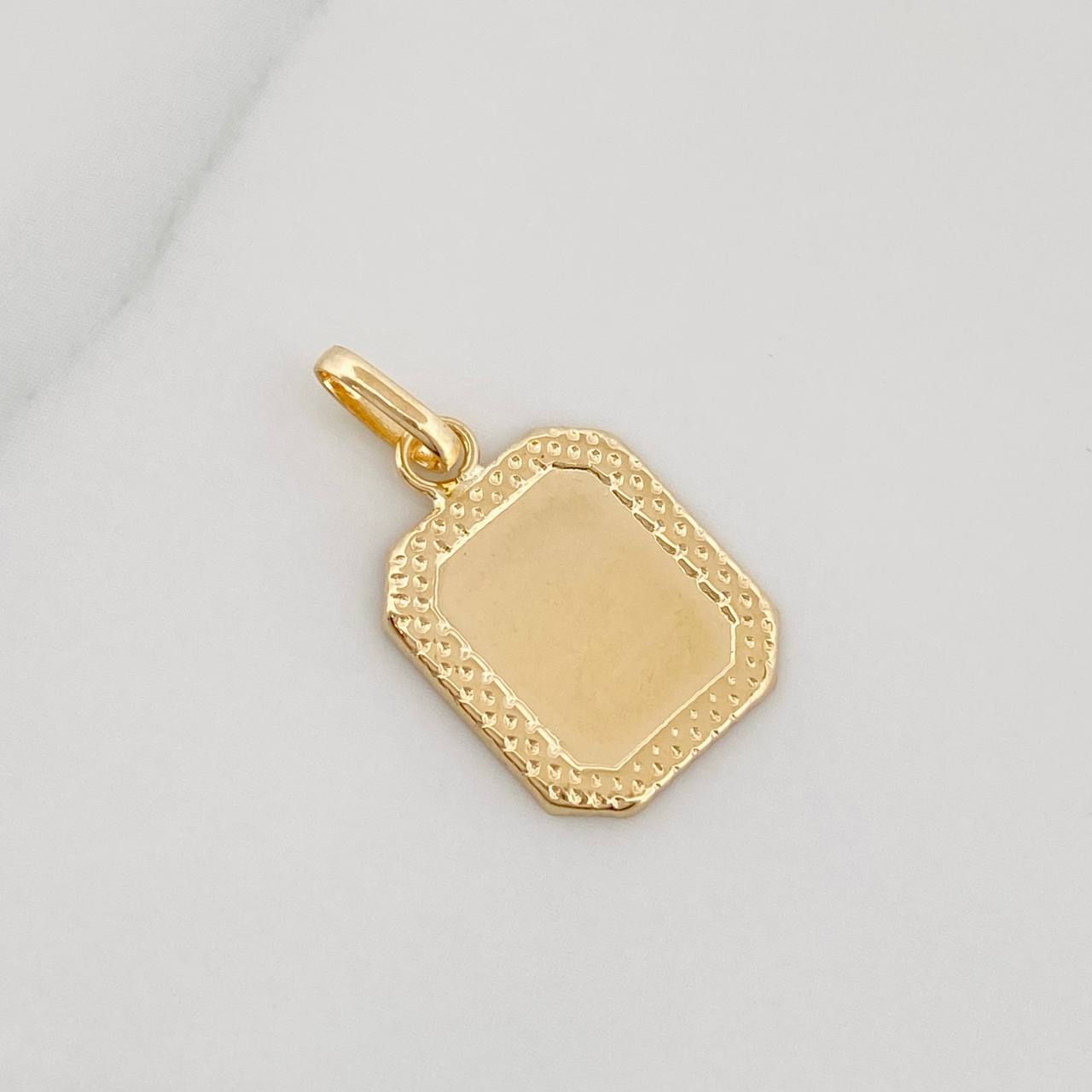 Dije Placa Bordeada 0.55 g / 2 cm Oro Amarillo 18K