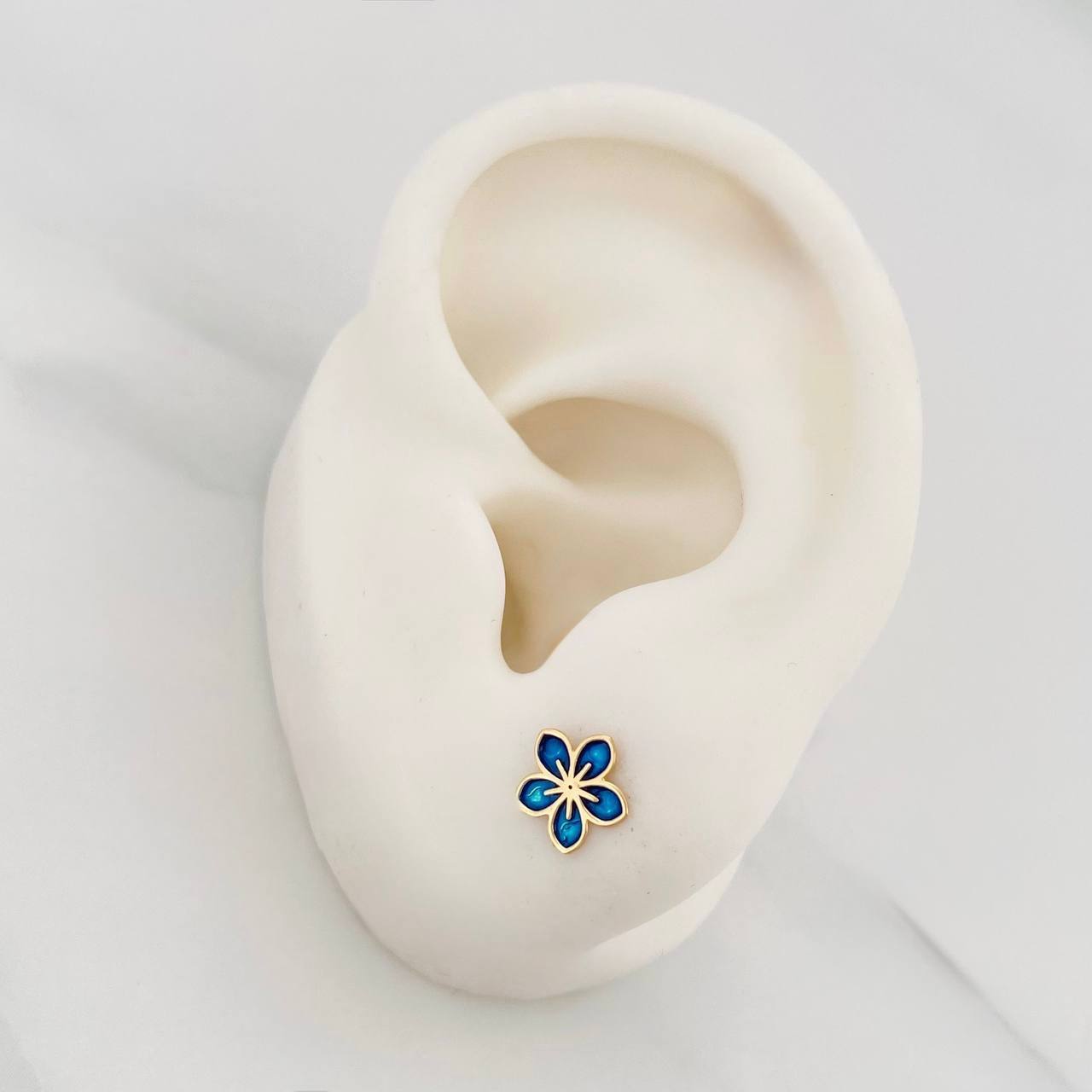 Topos Flor 0.7 g / 7.4 mm Oro Amarillo 18K