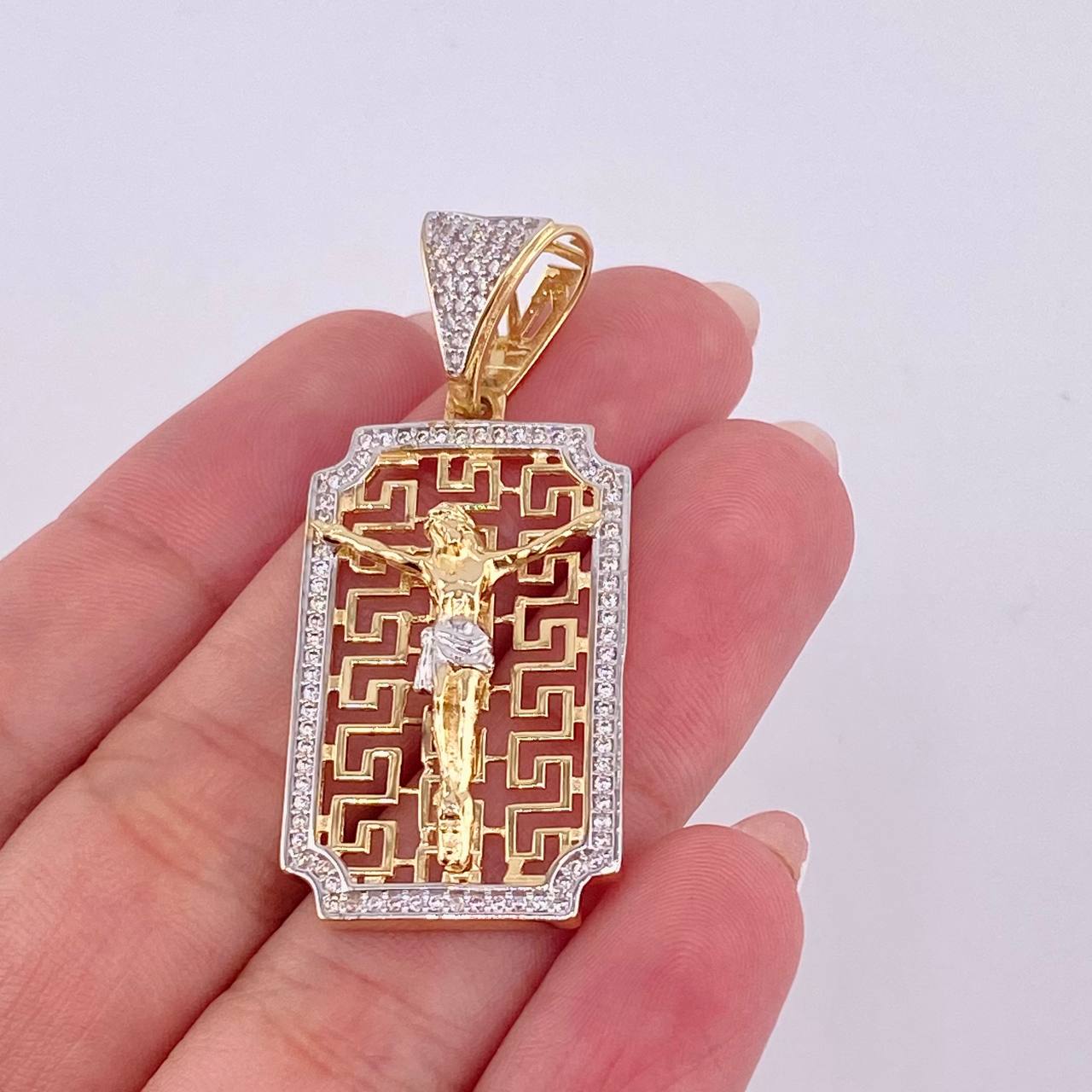 Dije Cristo Tribal 6.85 g / 4.5 cm Dos Oros Amarillo Blanco 18K