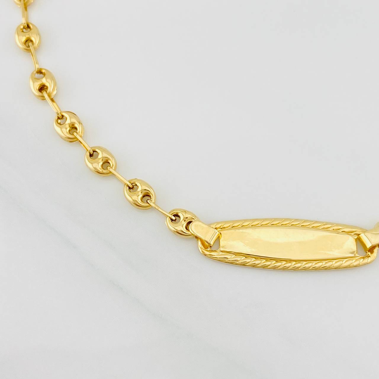 Pulso Bebé GC Placa Rectangular Trenzada 2.25g / 17cm / 3.8mm Oro Amarillo 18K