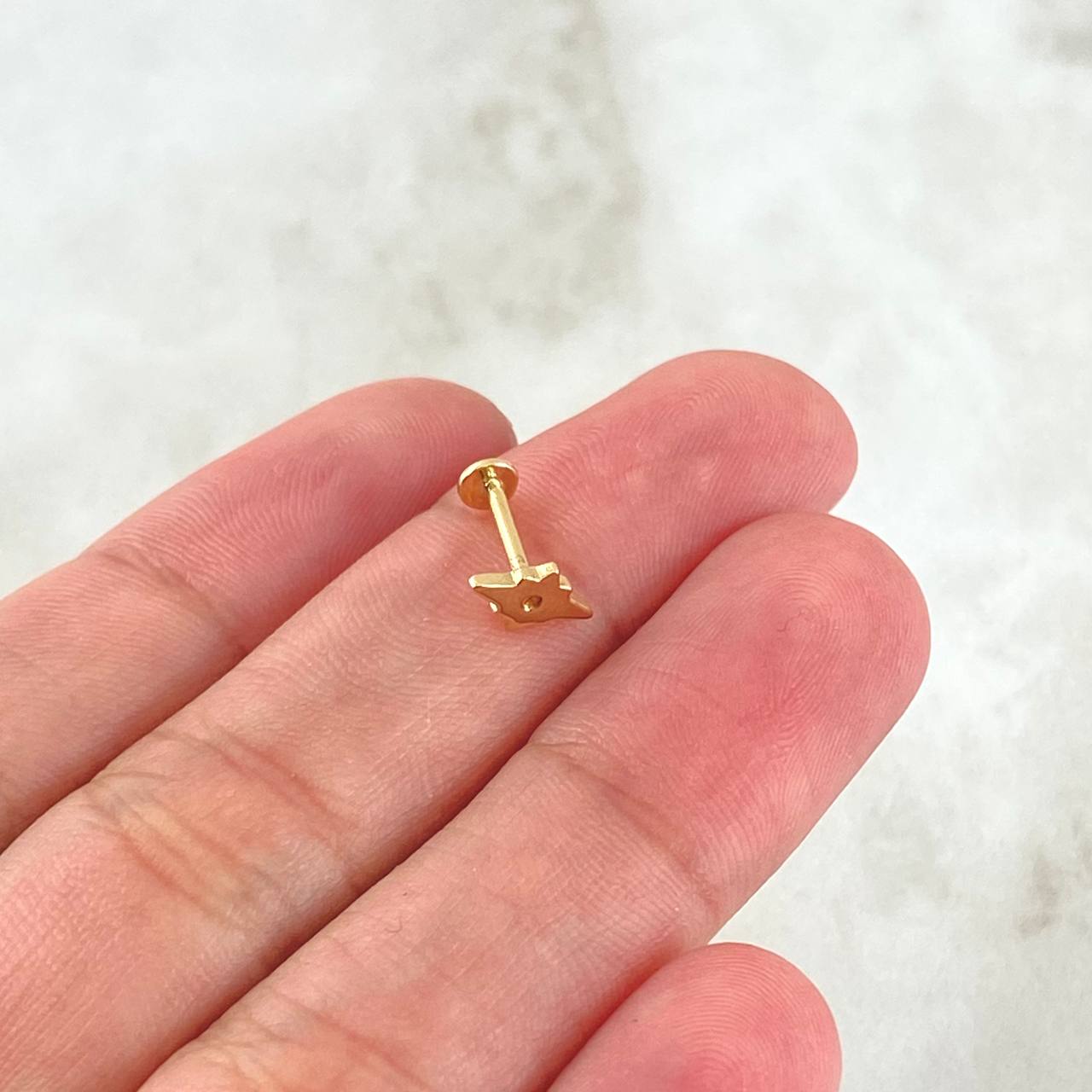 Piercing Estrella Cardenal 0.55 g / 0.9 cm Oro Amarillo 18K