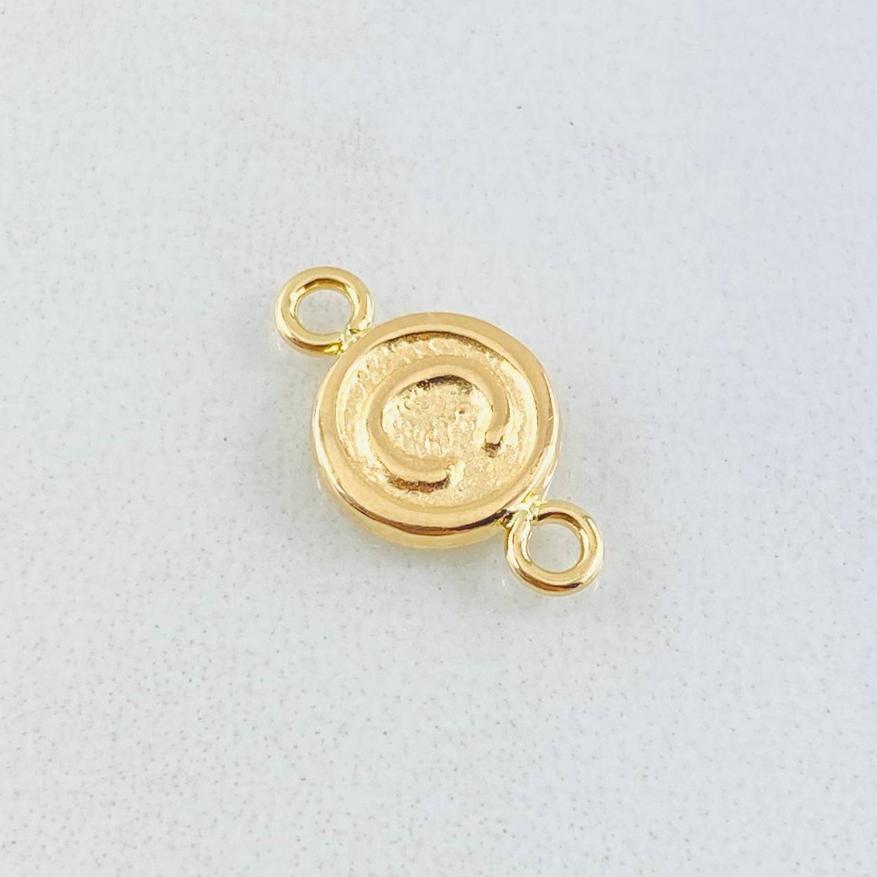 Herraje Letra C 0.35gr / 1.4cm / Oro Amarillo 18K