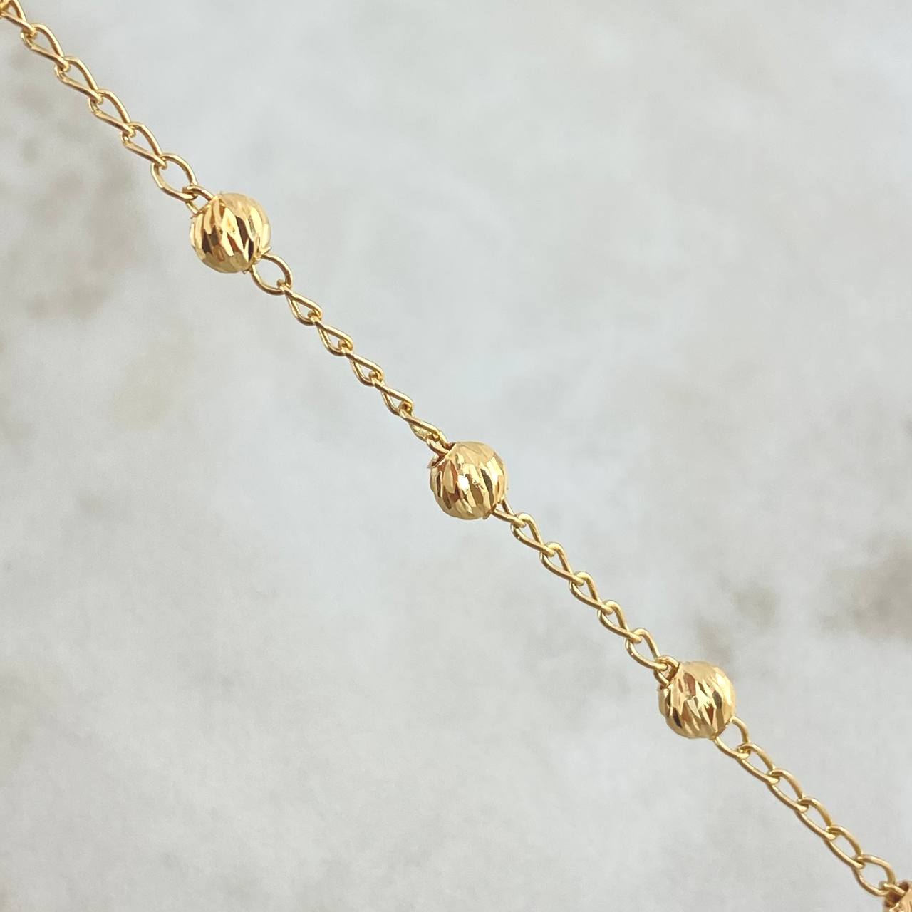 Pulso Denario Virgen Milagrosa Tipo militar 3gr / 19.5cm / 4mm Bolas Diamantadas Oro Amarillo 18K ©