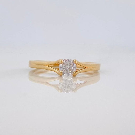 Anillo Solitario 1.6 g / T5 Oro Amarillo 18K