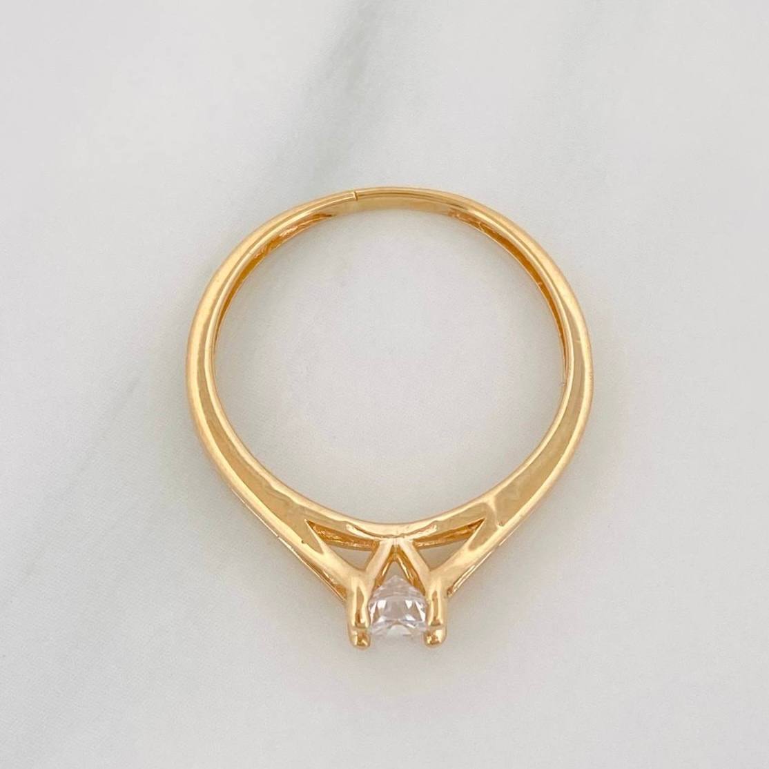 Anillo Solitario 1.6 g / T5 Oro Amarillo 18K