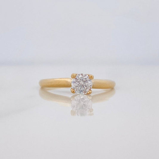 Anillo Solitario 1.8 g / T6 Oro Amarillo 18K