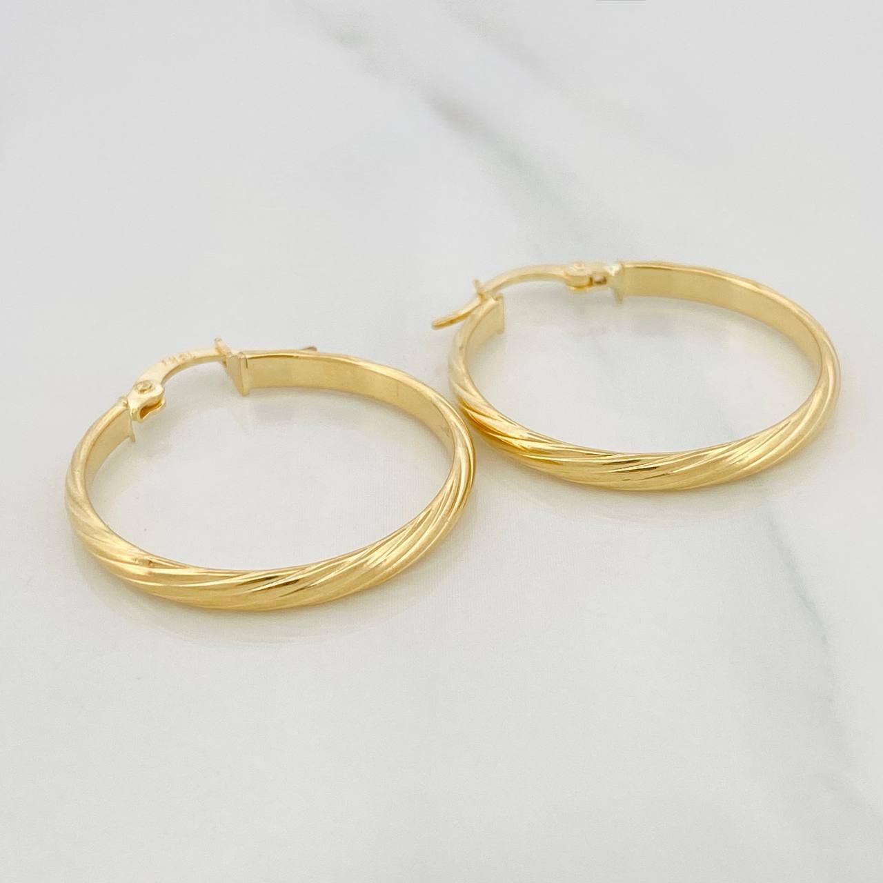 Candongas Mary 1.85 g / 2.8 cm Oro Amarillo 18K