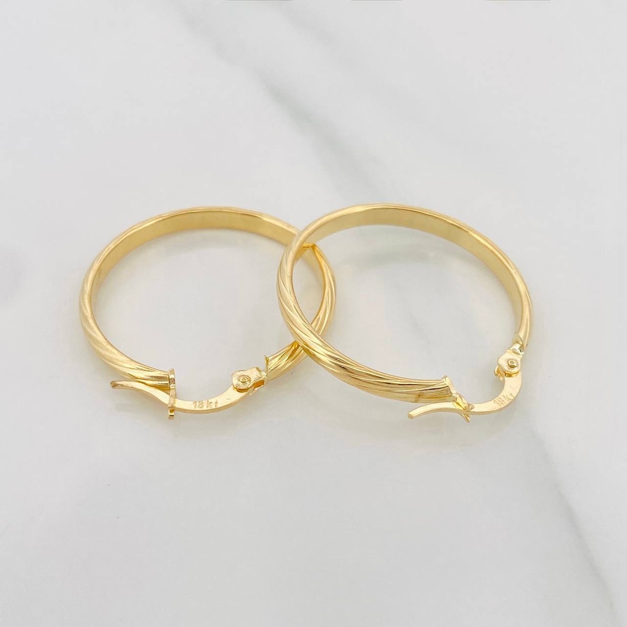 Candongas Mary 1.85 g / 2.8 cm Oro Amarillo 18K