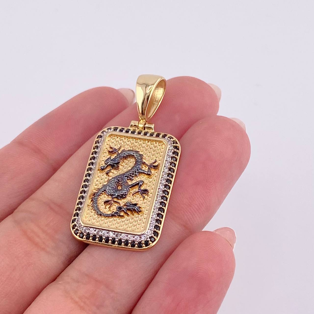 Dije Marco Dragón Oriental 6.35 g / 3.8 cm Oro Amarillo 18K