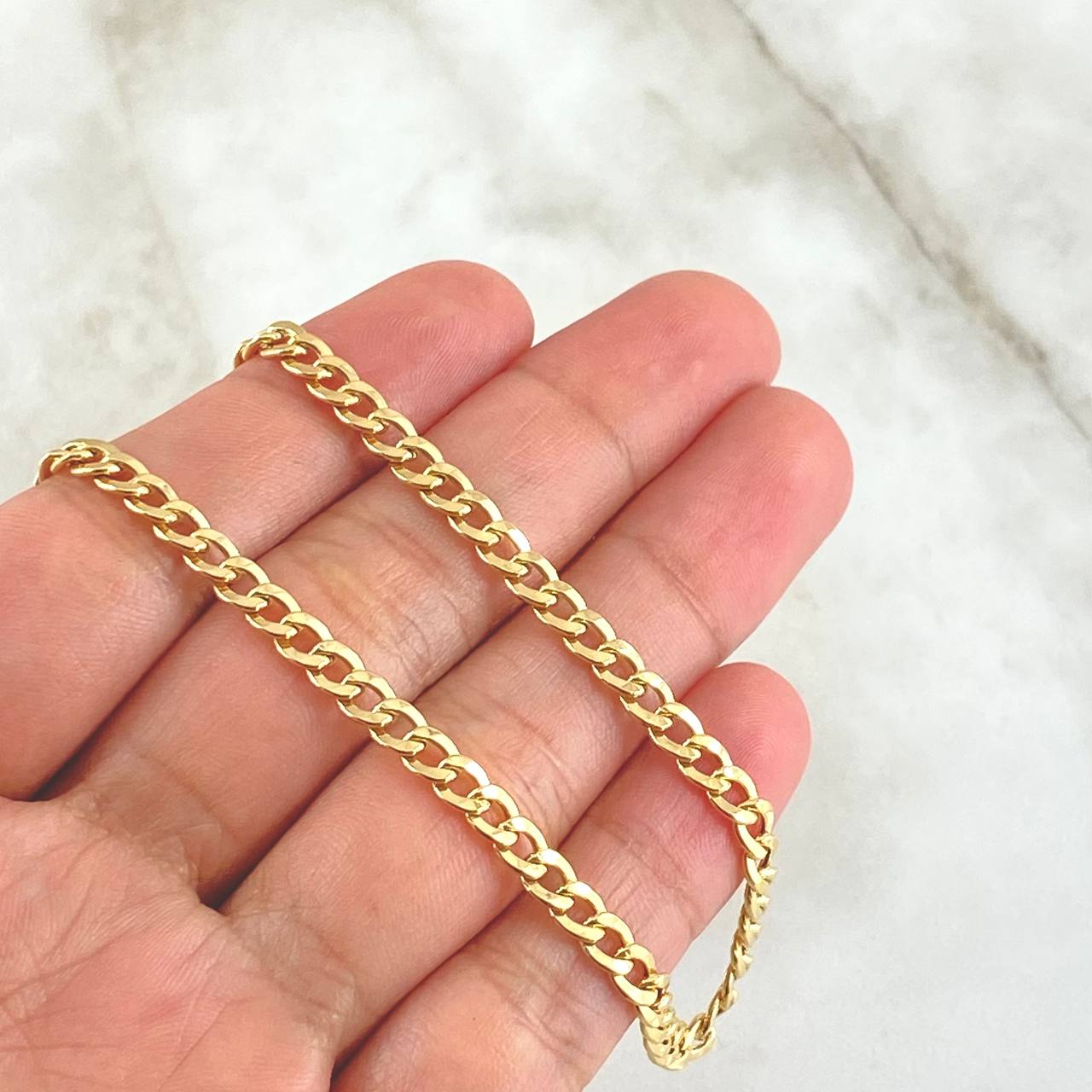 Cadena Cubana 6.9gr / 60cm / Oro Amarillo +1 18K