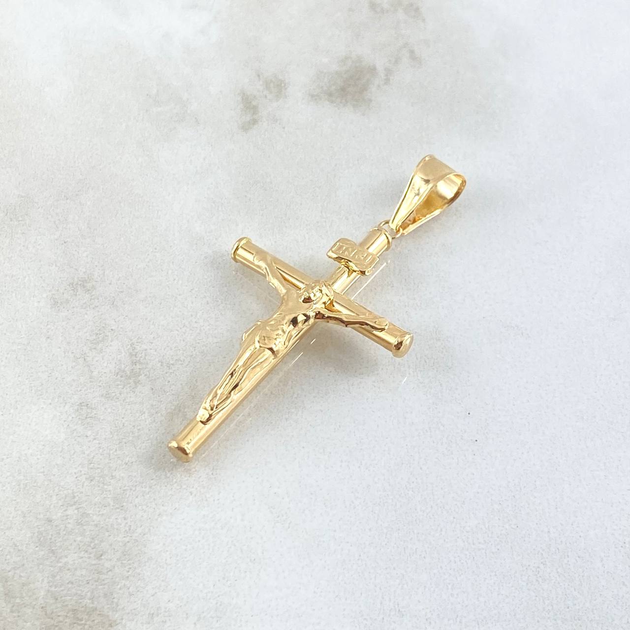 Dije Cristo Cruz 2.1gr / 4.7cm / Lisa Oro Amarillo 18K *