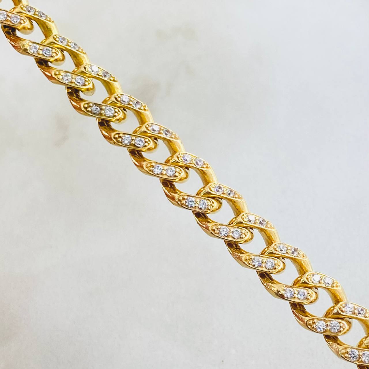Pulso Cubano Túpido 13.05gr / 19cm / Oro Amarillo Nac.Esp. 18K