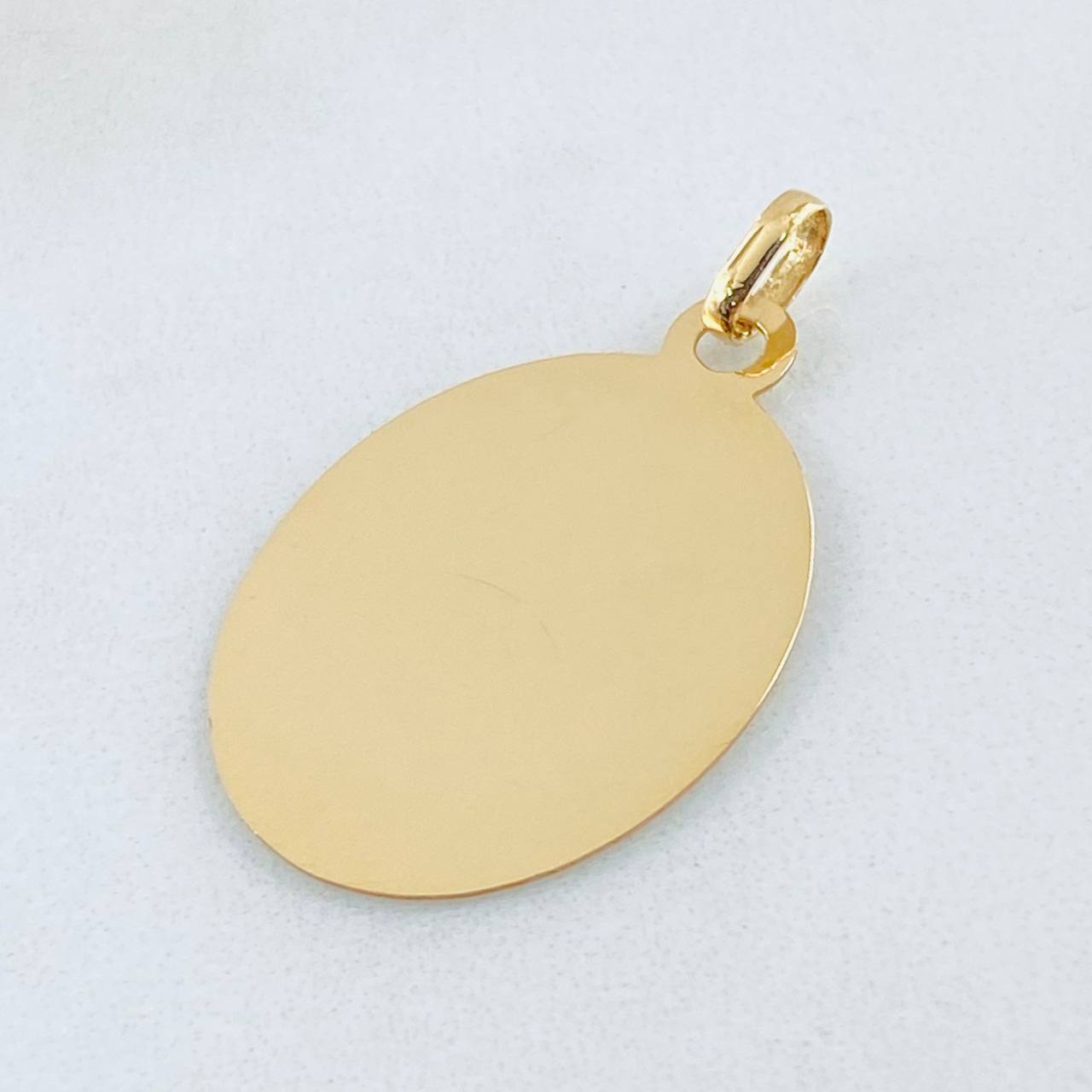 Dije Placa 1.9gr / 3.2cm / Oro Amarillo 18K