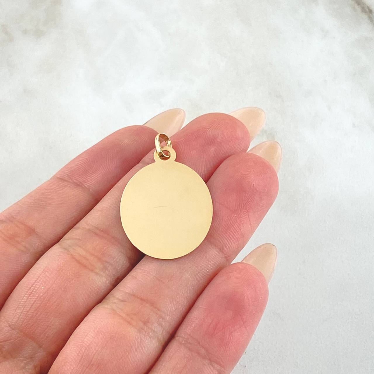 Dije Placa 1.9gr / 3.2cm / Oro Amarillo 18K