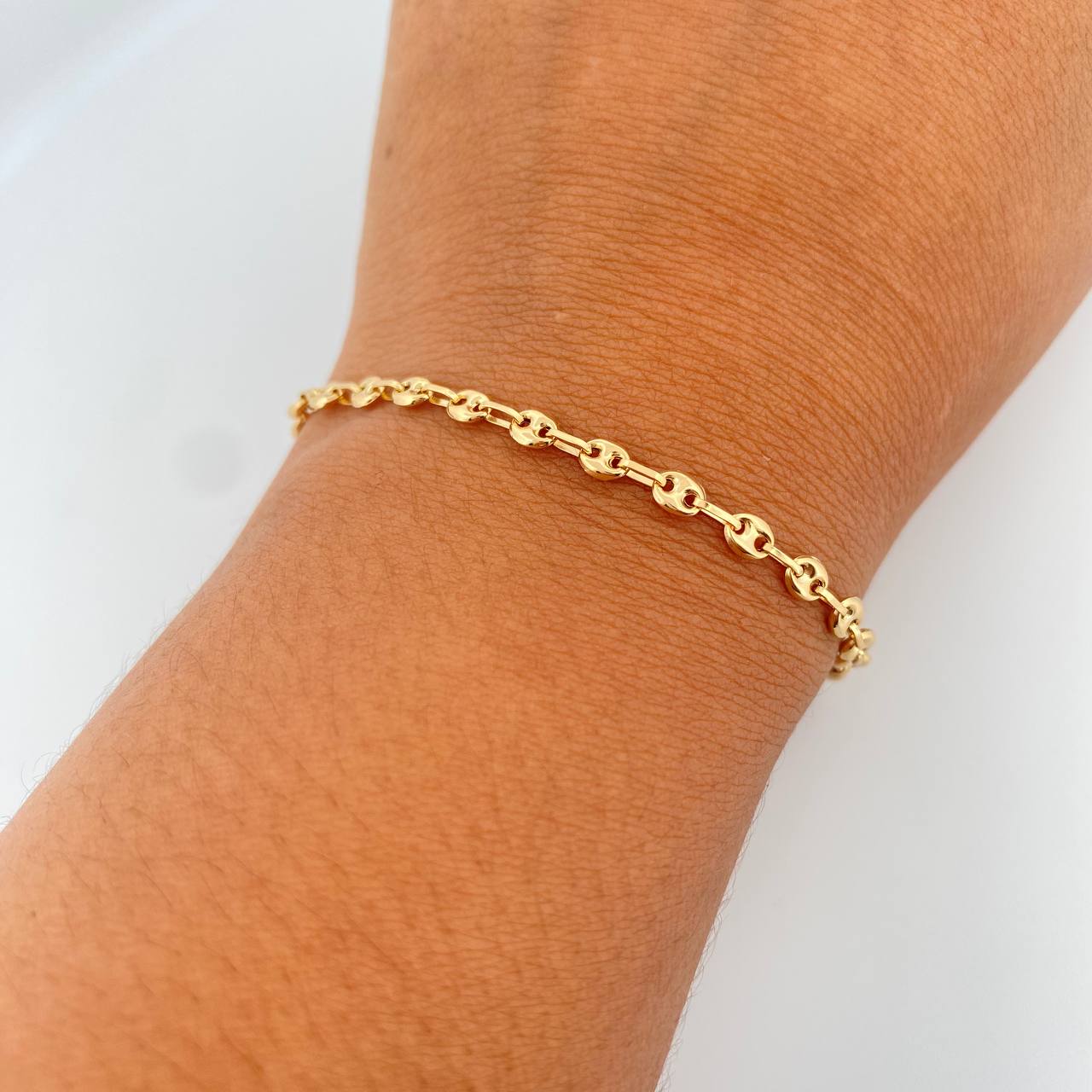Pulso GC 2.25gr / 18.4cm / 3mm Oro Amarillo 18K &