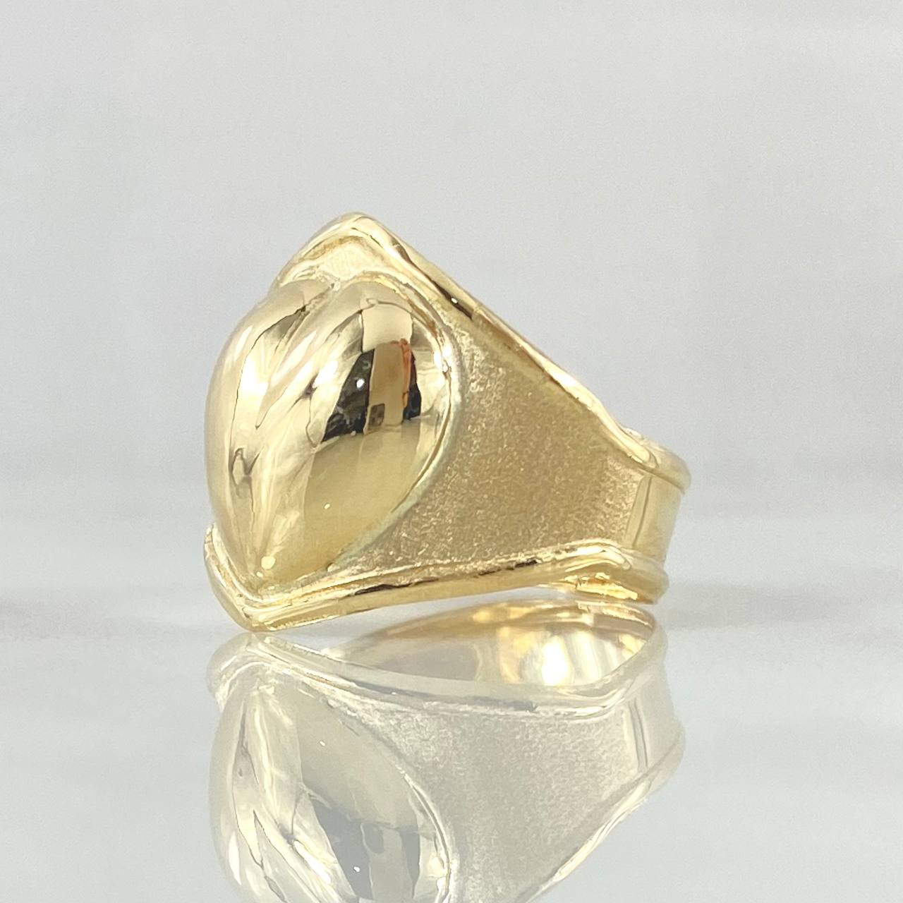 Anillo Corazon 2.2gr / T6 1/2 / Oro 18K