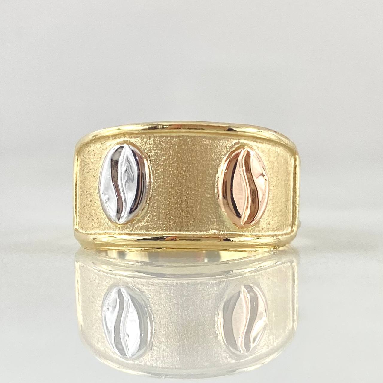 Anillo Grano Café 1.6gr / T7 / Oro 18K ©