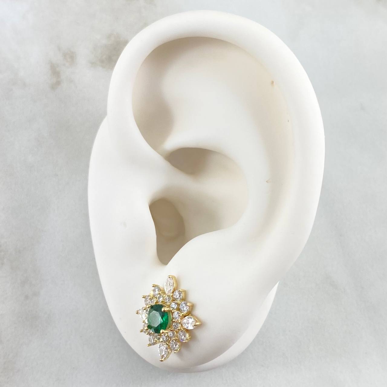 Set Flor Estrellada - Topos 1.2cm - Dije 2.1cm - Anillo T7 6.15 - Circones Blancos Verde Nac.Esp. Oro 18K ©