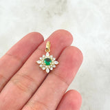Set Flor Estrellada - Topos 1.2cm - Dije 2.1cm - Anillo T7 6.15 - Circones Blancos Verde Nac.Esp. Oro 18K ©