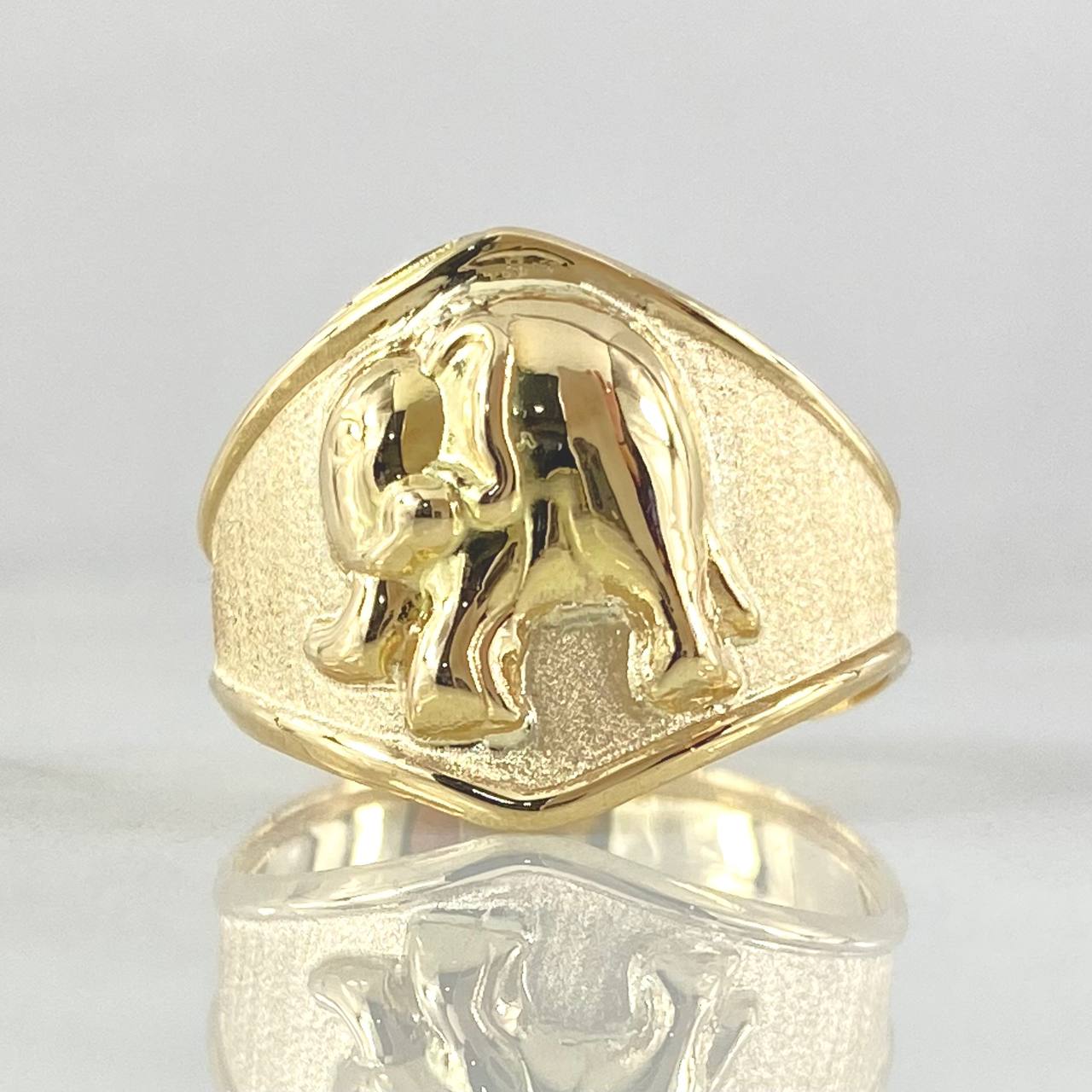 Anillo Elefante 2.35gr / T9 / Oro 18K