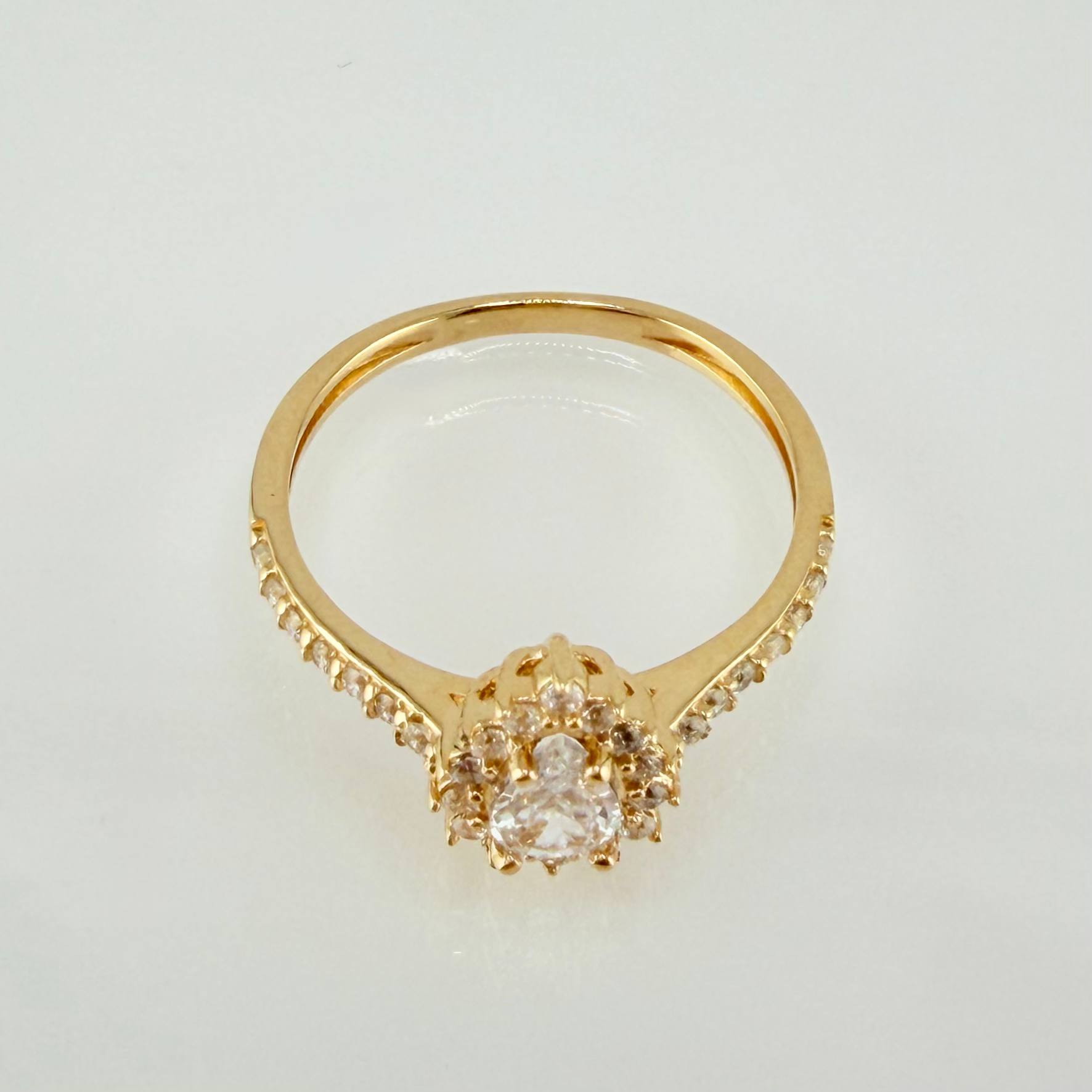 Anillo Halo Gota 2.4gr / T6 1/2 / Oro Amarillo 18K ©