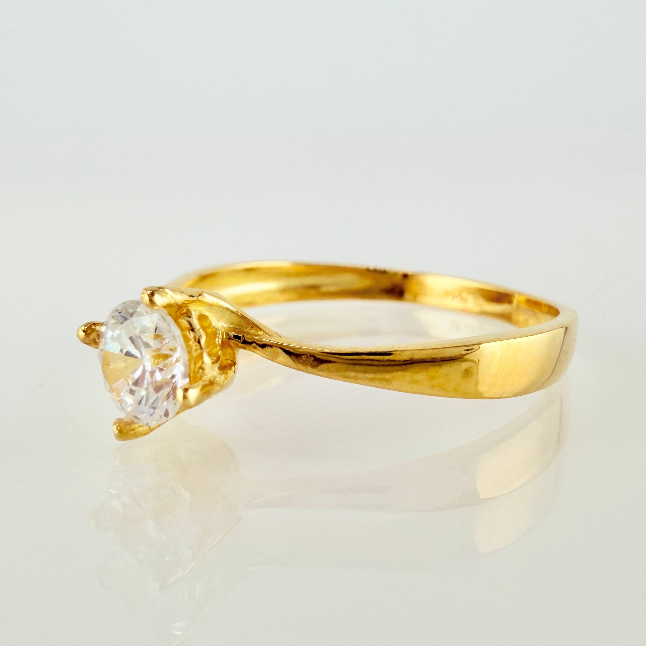 Anillo Solitario Chispa 1.75gr / T7 / Oro Amarillo 18K