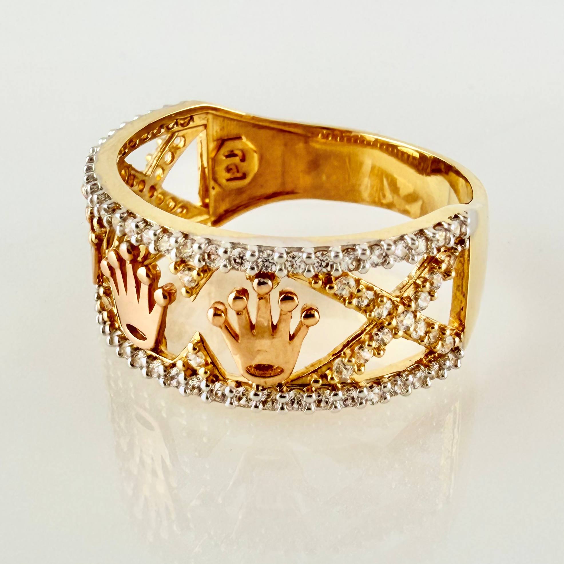 Anillo Trío Coronas Tupidas 4.25gr / T7 3/4 / Tres Oros 18K *