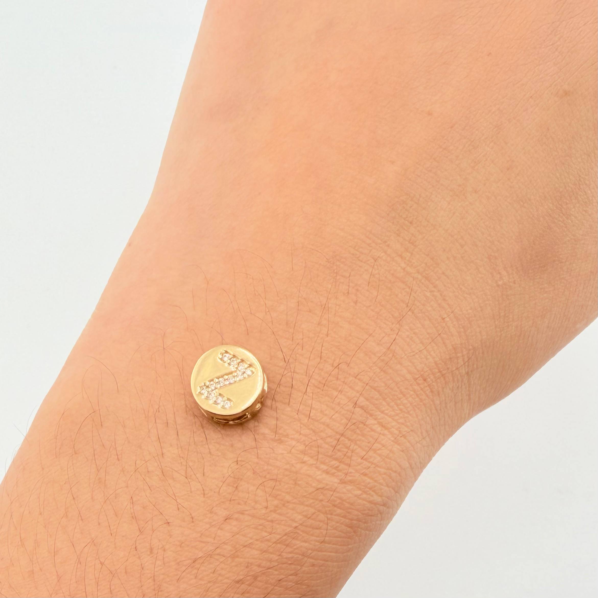 Dije Herraje Letra Z 1.4gr / 1cm / Oro Amarillo 18K