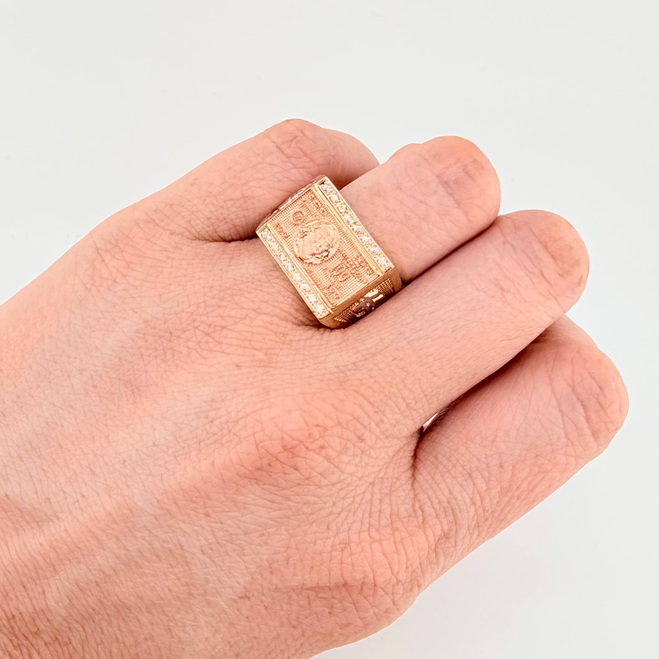 Anillo Sello Dólar 7.7gr / T9 / Tres Oros 18K ©